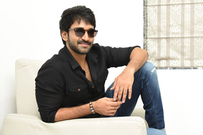 aadhi-pinnisetty-interview-stills-for-you-turn