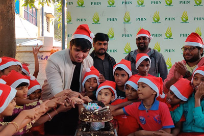 nikhil-siddharth-with-kids-in-an-orphanage