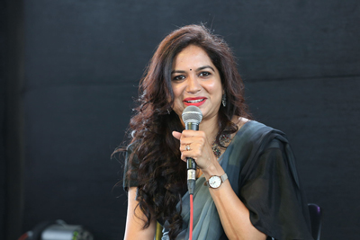 singer-sunitha-pressmeet-about-her-live-concert-in-shilpa-kala-vedhika