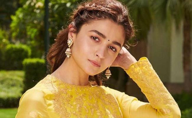 this-heroine-grabs-all-big-budget-films