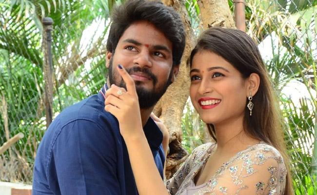 gurtukostunnayi-movie-launched