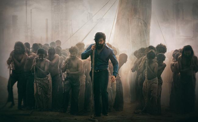 rocking-star-yash-kgf-chapter-2-first-look