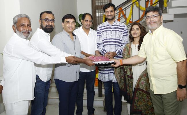 Avasarala Srinivas Nutokka Jillala Andhagadu Movie Launched