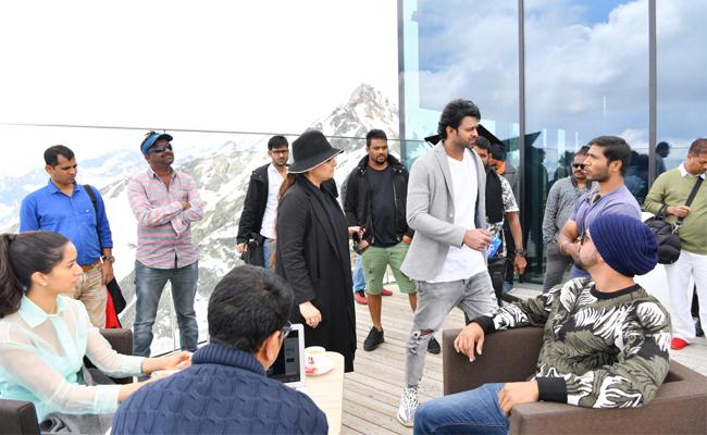 prabhas-delighted-with-the-shooting-experience-at-triol