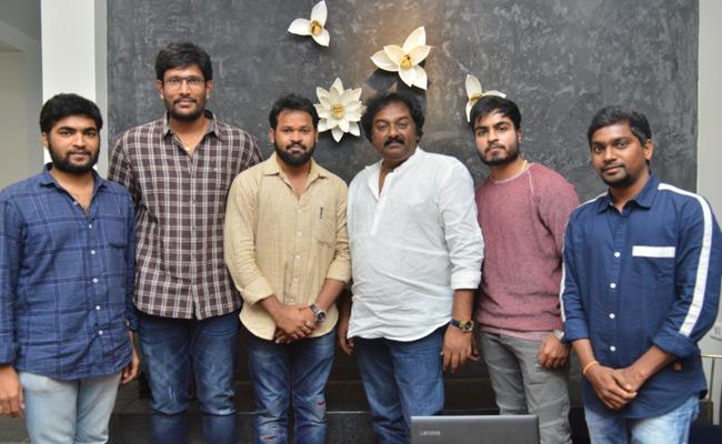 vv-vinayak-launched-malli-malli-chusa-song